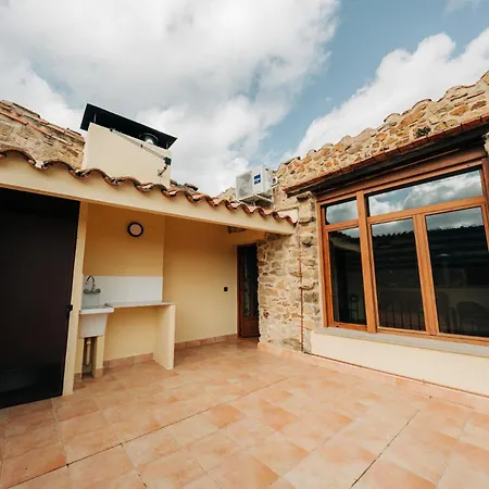 Rural La Mola 11 Holiday home