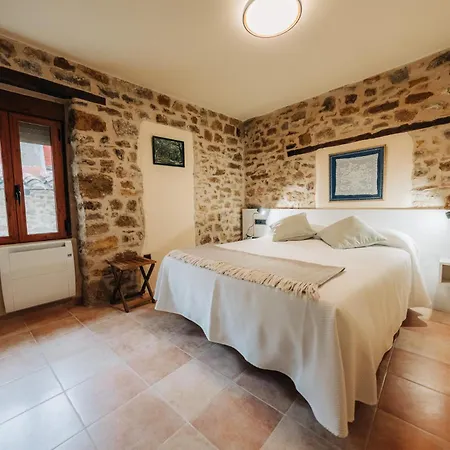 Holiday home Rural La Mola 11